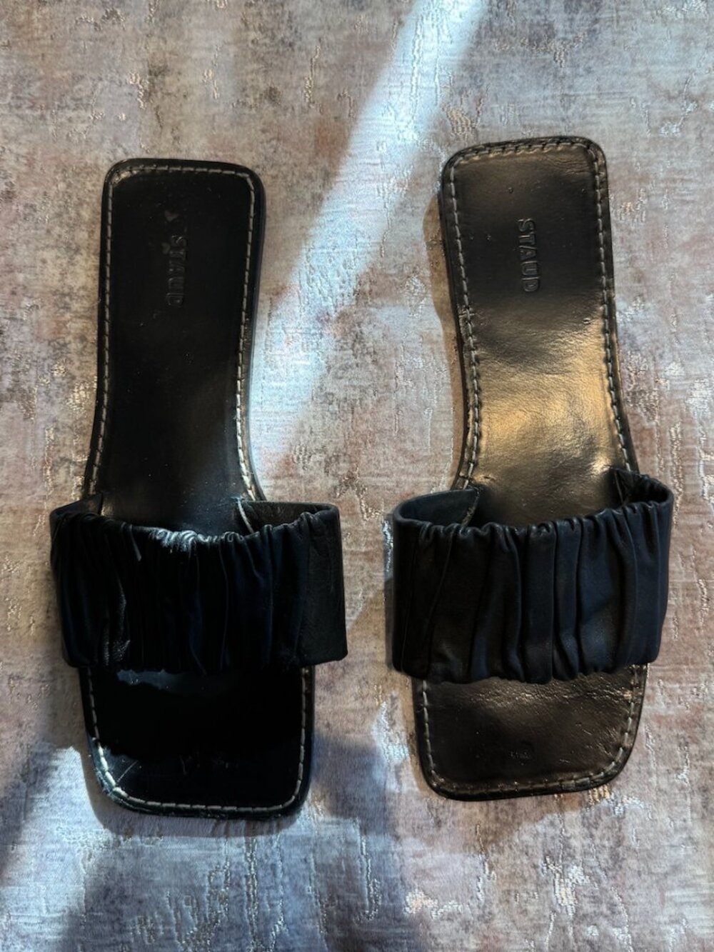 STAUD Nina Ruched Leather Flat Slide Sandals | Black | EU 37 / US 7